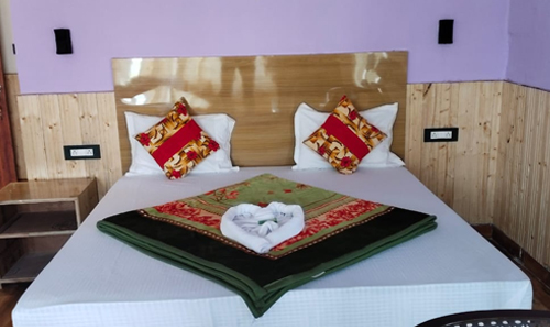 Kausani hotels,Hotels in Kausani,Best hotels in Kausani,Luxury hotels in Kausani,Budget hotels in Kausani,Kausani hotel booking,Affordable family hotels in Kausani