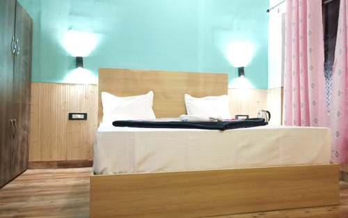 Kausani hotels,Hotels in Kausani,Best hotels in Kausani,Luxury hotels in Kausani,Budget hotels in Kausani,Kausani hotel booking,Affordable family hotels in Kausani