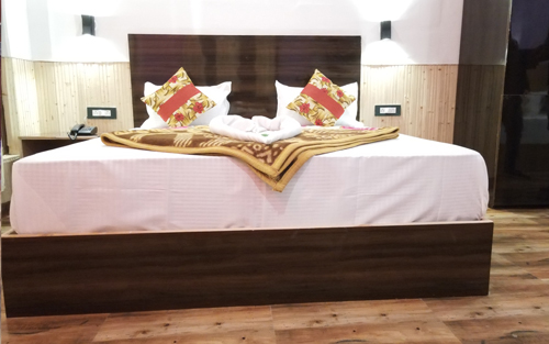 Kausani hotels,Hotels in Kausani,Best hotels in Kausani,Luxury hotels in Kausani,Budget hotels in Kausani,Kausani hotel booking,Affordable family hotels in Kausani